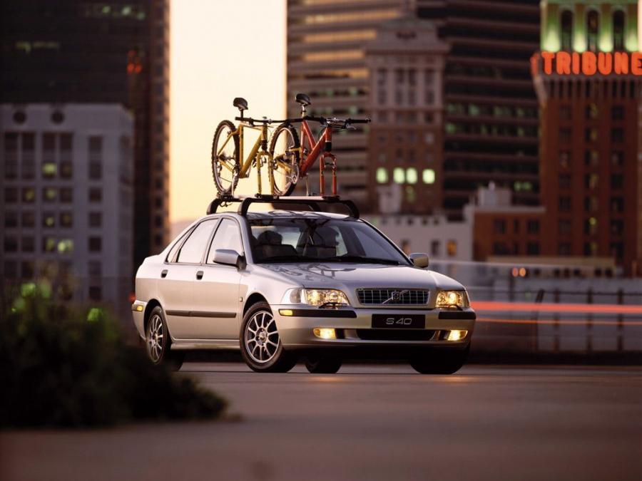  Volvo S40 2002 года  (фото 6 из 14)